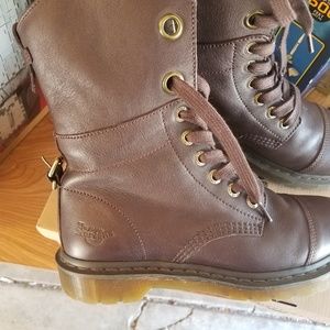 Dr. Martens Aimile boots size 9US
